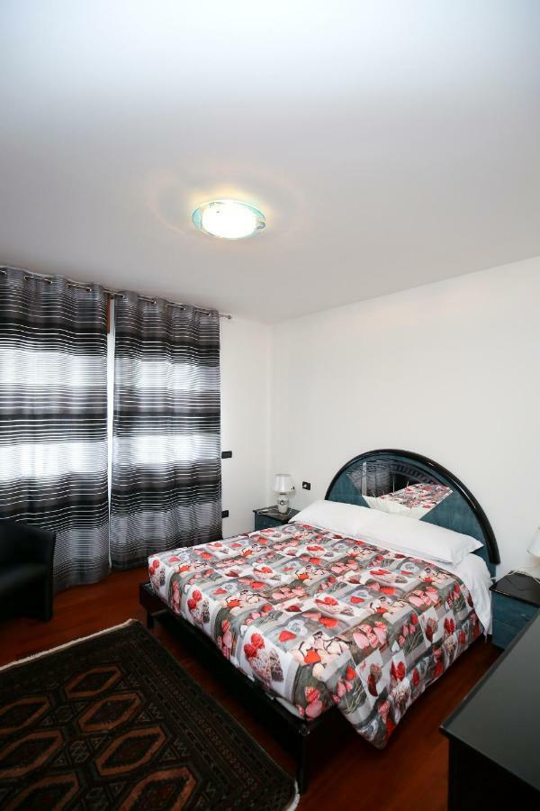 Round Venice Marghera Luaran gambar
